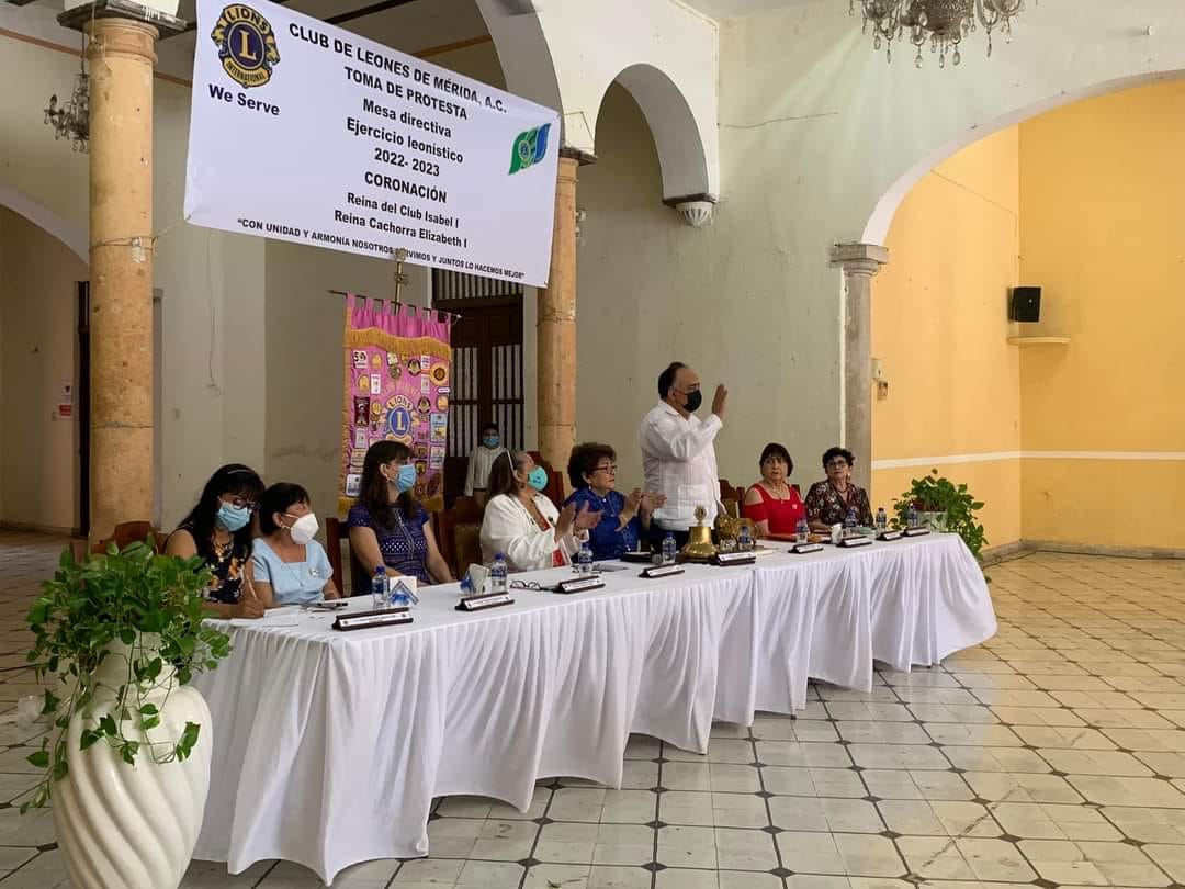 Maria de la Luz Pérez es designada como la nueva presidenta del club de  leones – Yucatán a la mano